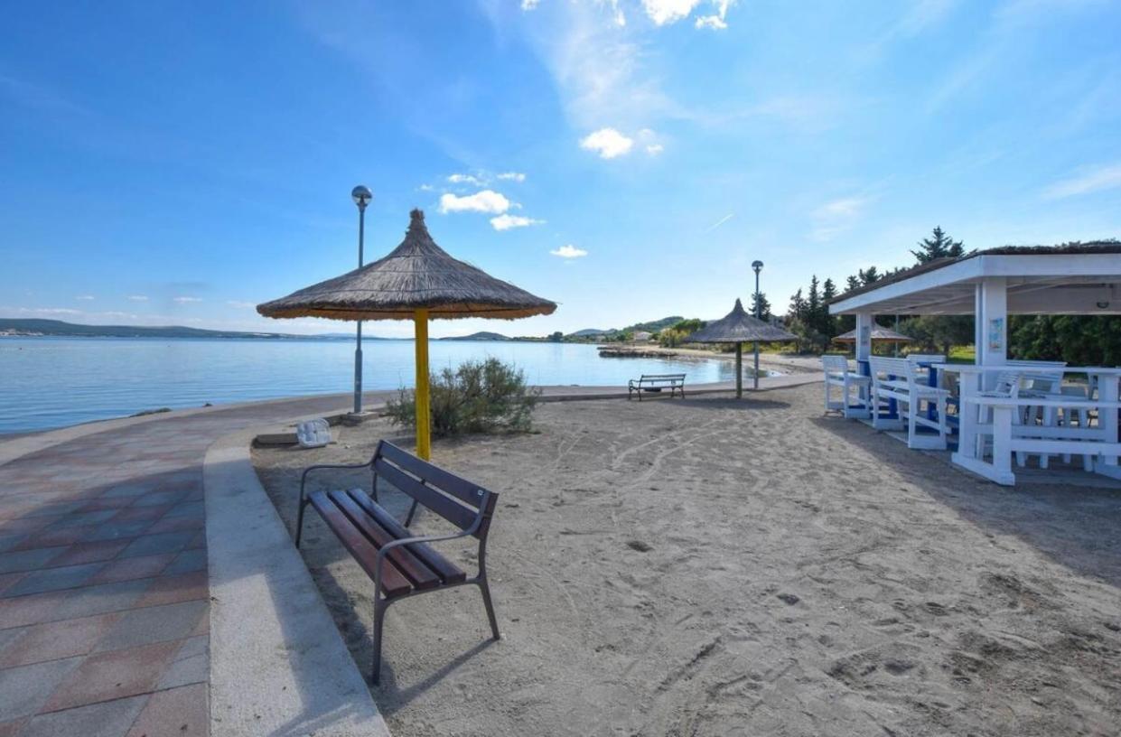 Apartman Ana Dobropoljana Εξωτερικό φωτογραφία