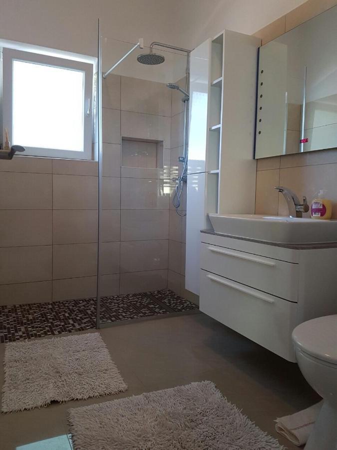 Apartman Ana Dobropoljana Εξωτερικό φωτογραφία